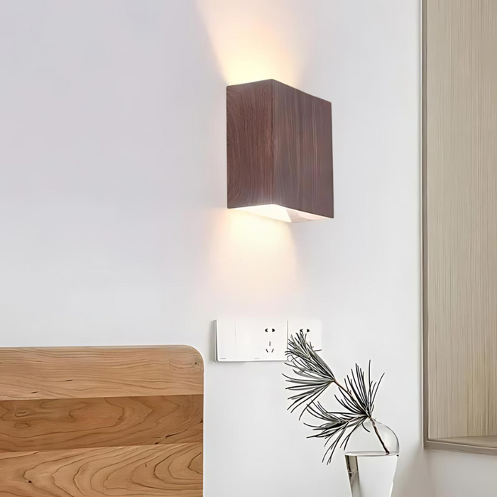 Chic Houten Wandlamp - premium eikenhout - minimalistische esthetiek - perfecte aanvulling op verschillende interieurstijlen - huishoudmeester