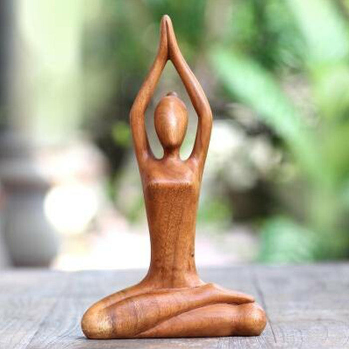 Yoga-geïnspireerde Houten Beeldjes - elegante figuren stralen sereniteit uit in diverse yogahoudingen - huishoudmeester