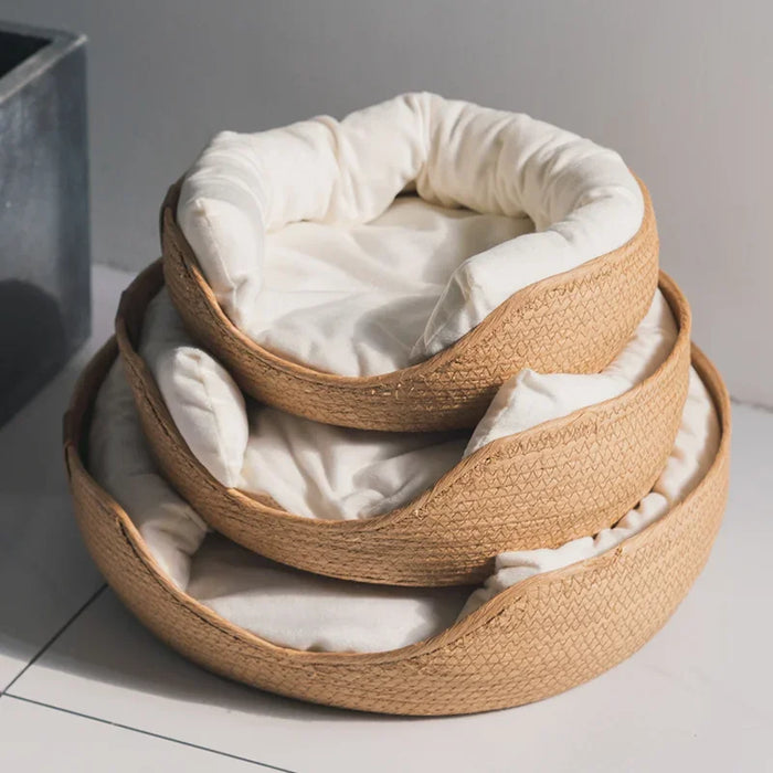 Seizoensgebonden Comfortabel Rattan Huisdierbed - Handgemaakt van duurzaam rattan en stro - natuurlijk en elegant - huishoudmeester