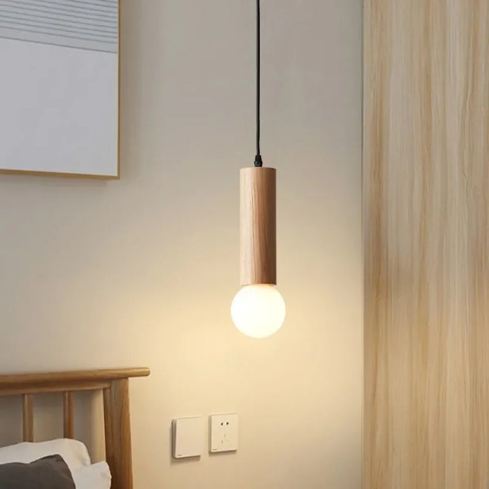 Minimalistische Houten Hanglamp - een delicate mix van natuurlijk hout en zachte koperen accenten - huishoudmeester