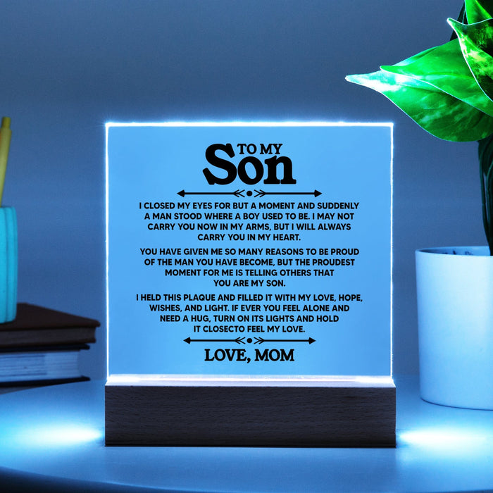 Verlichte Acryl Plaque voor Zoon, van Moeder - Laat dit tijdloze cadeau zijn wereld verlichten, net zoals hij die van jou verlicht - huishoudmeester